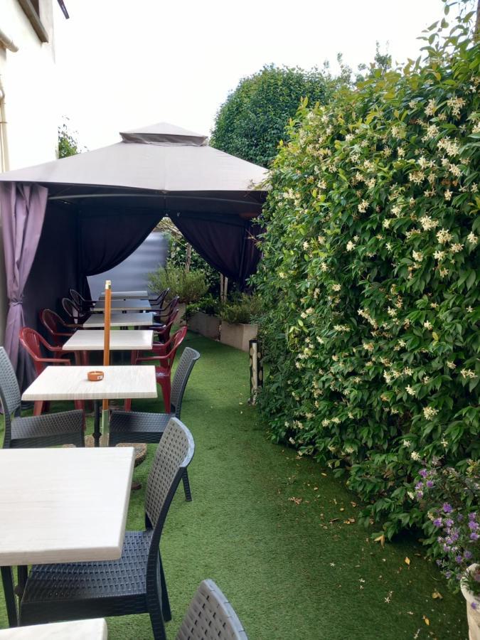 Hotel Restaurant O Regal Villeneuve-sur-Lot Exterior foto